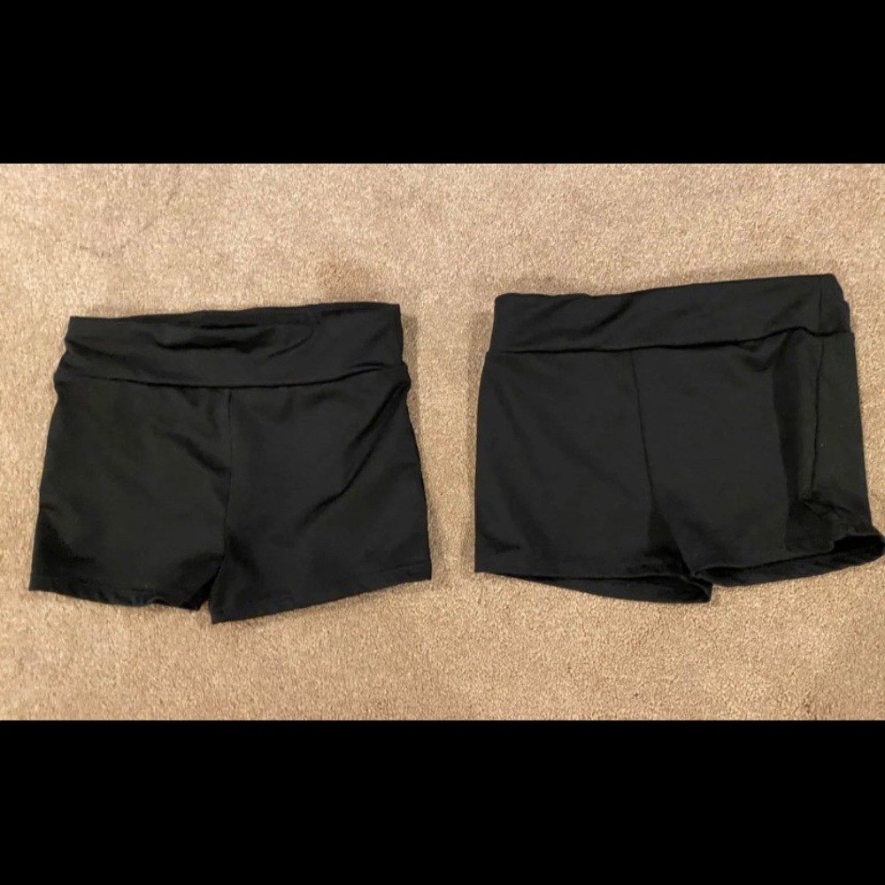 Girls tumble shorts set of two size 7/8